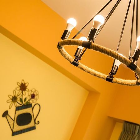 Fruit B&B Jiaoxi Bagian luar foto