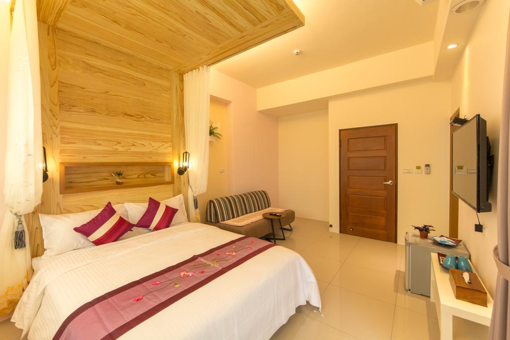 Fruit B&B Jiaoxi Bagian luar foto