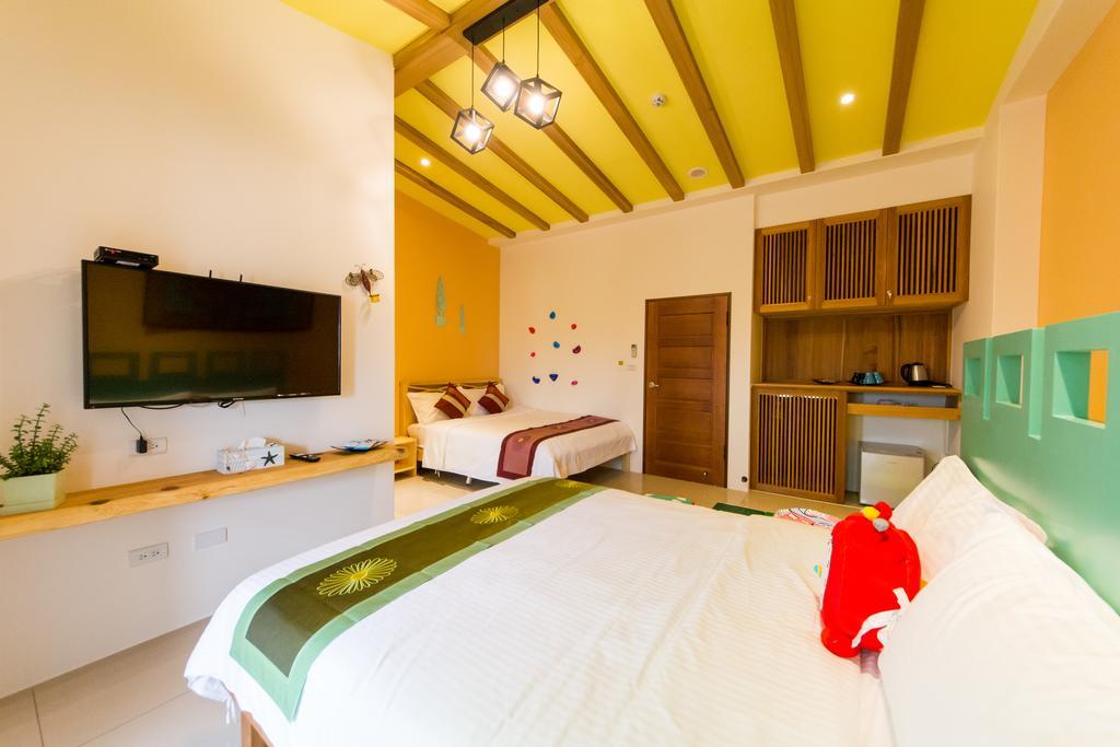 Fruit B&B Jiaoxi Bagian luar foto