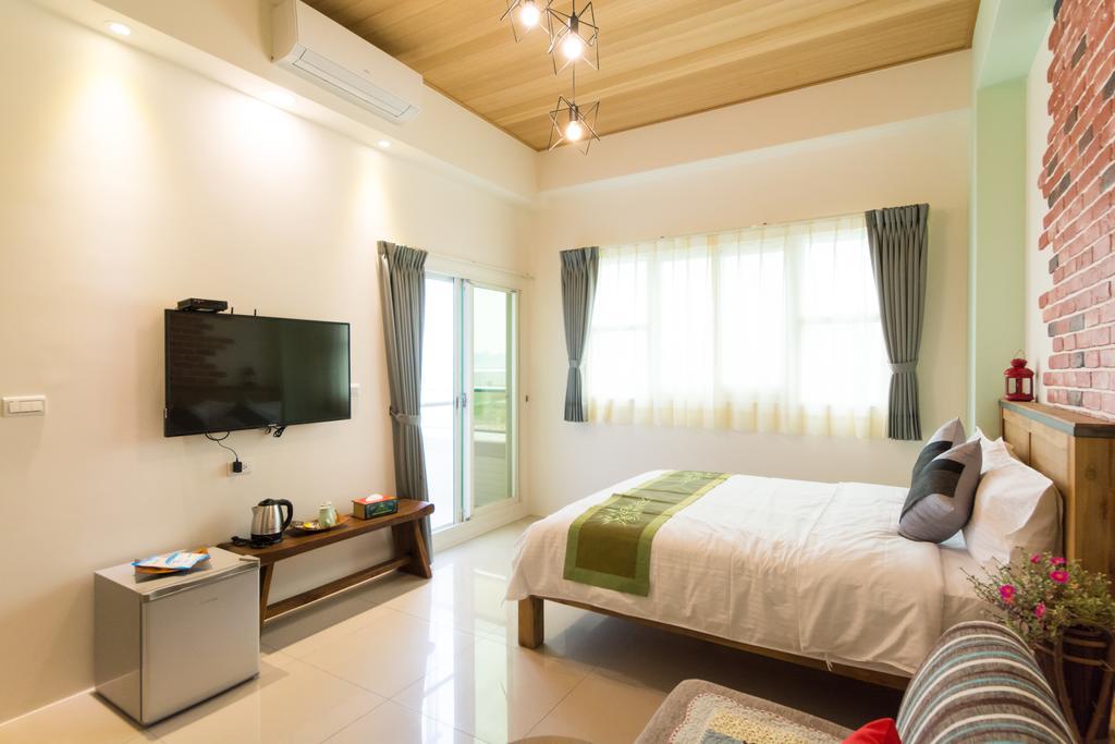 Fruit B&B Jiaoxi Bagian luar foto